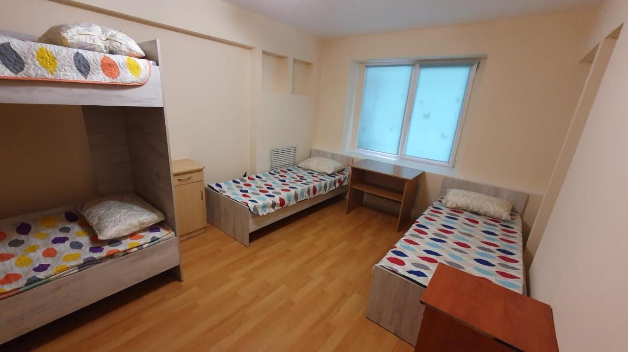 Family Hostel Almaty Luaran gambar