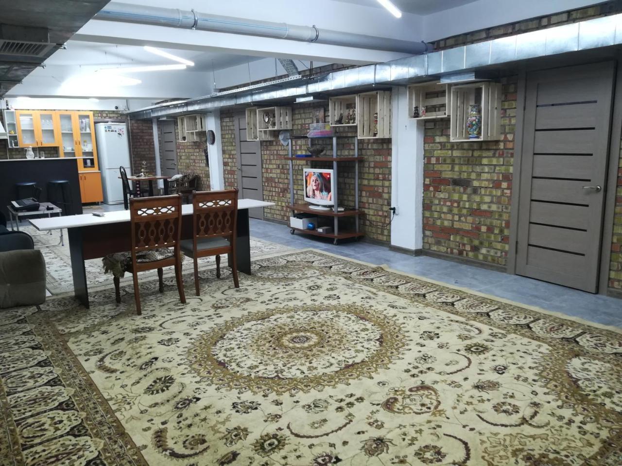 Family Hostel Almaty Luaran gambar